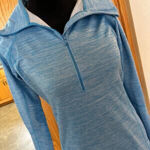 UNDER ARMOUR 1/4 zip jacket, women's size M